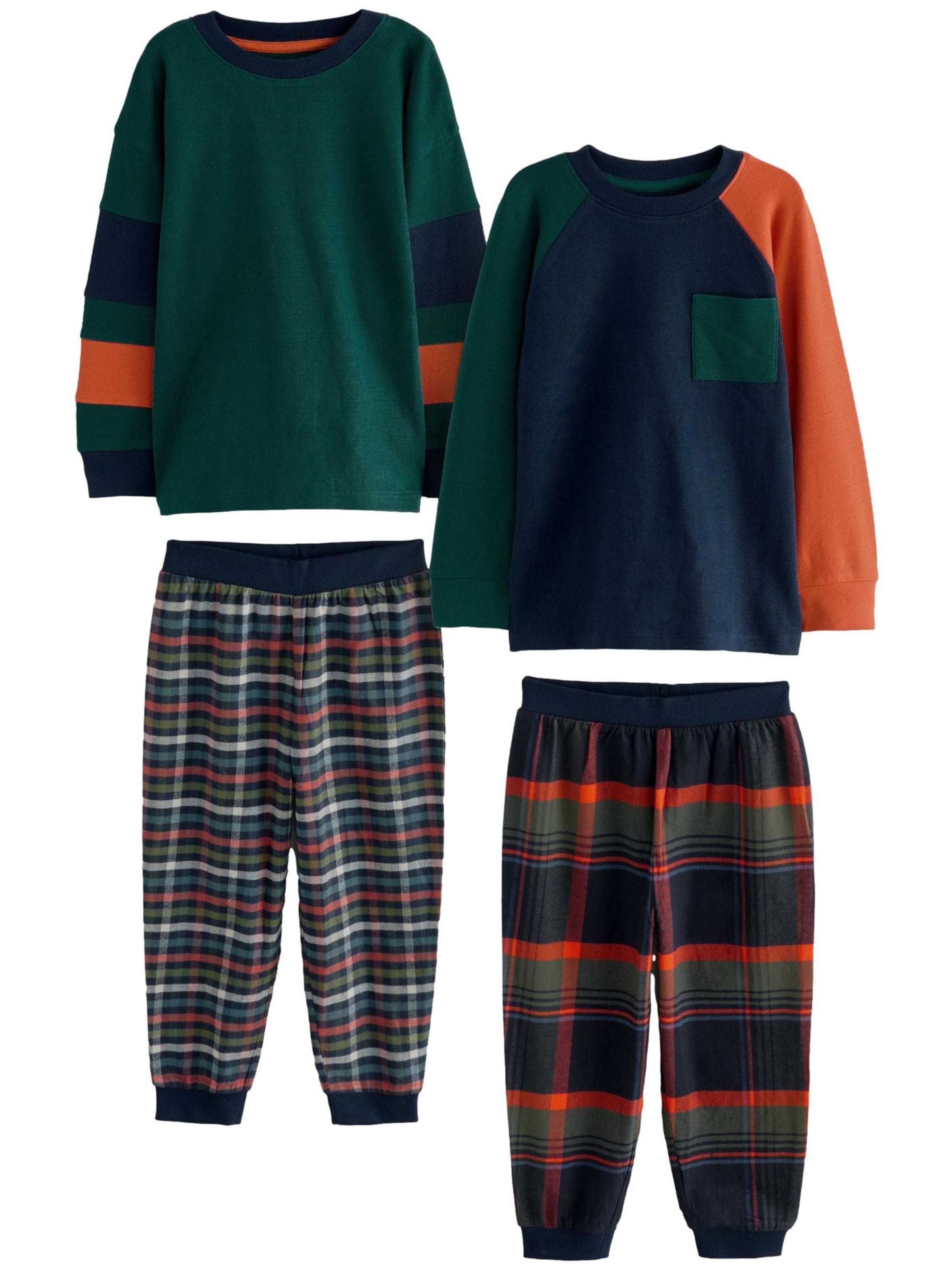 Next Pidžaama, värv roheline: eest vaates