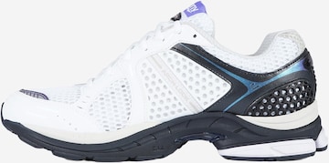 saucony Sneakers laag 'Progrid Triumph 4' in Wit: voorkant