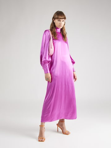 Robe 'NOOR' FRNCH PARIS en rose