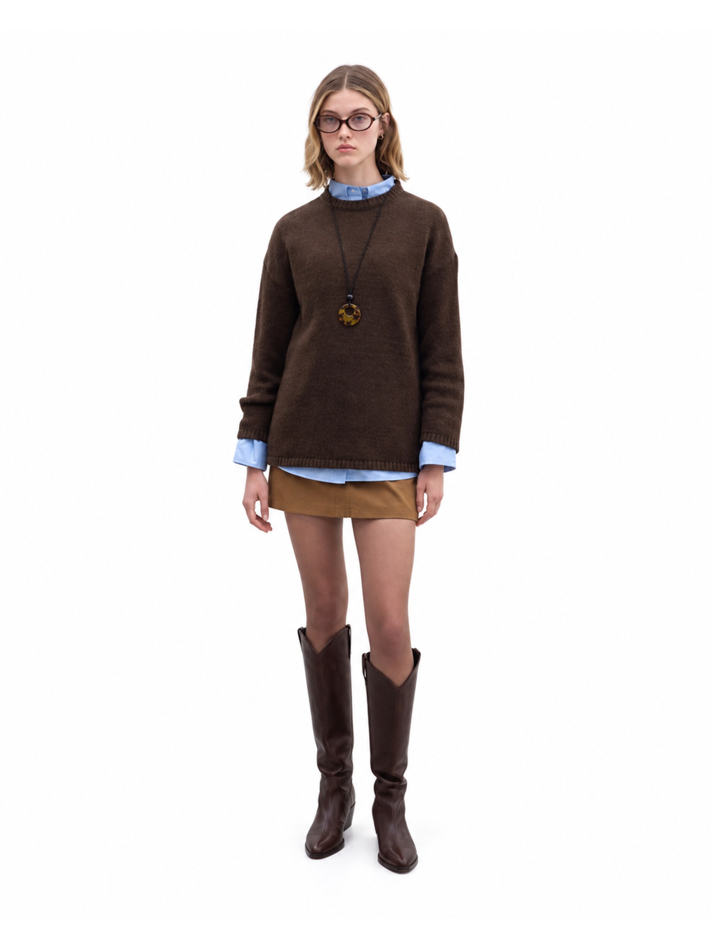 MANUKA Sweater in Brown: front