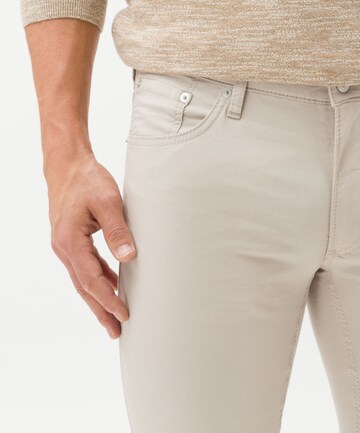 BRAX Slimfit Hose 'Chuck' in Beige