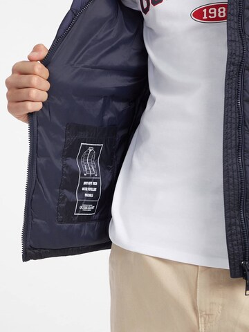 GUESS Between-Season Jacket in Blue