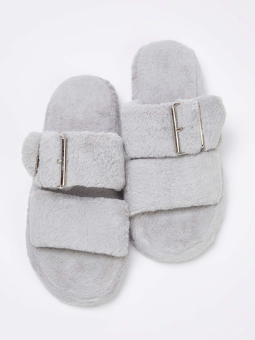 Trendyol Παντόφλα σε γκρι