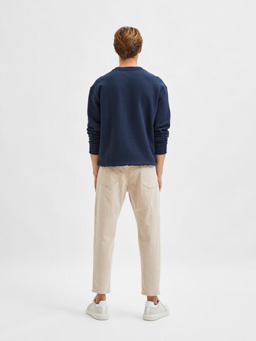 SELECTED HOMME Tapered Jeans in Beige