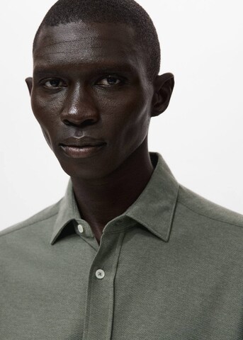 MANGO MAN Regular fit Button Up Shirt 'Pique' in Green
