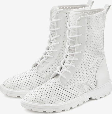 LASCANA Lace-up bootie in White