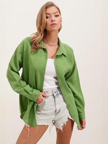 Bigdart Shirt 'Hemden' in Green: front