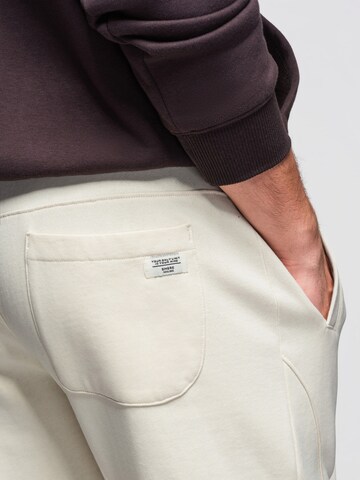 Effilé Pantalon de sport Ombre en beige
