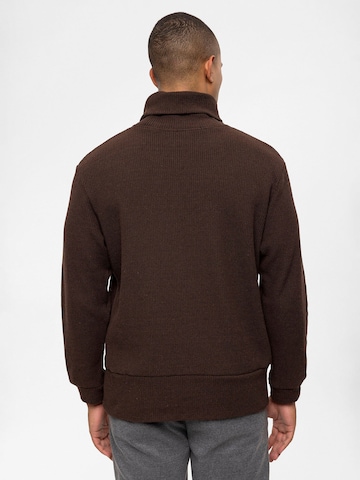 Antioch Pullover i brun