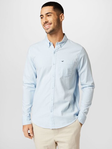 HOLLISTER Regular fit Button Up Shirt in Blue: front