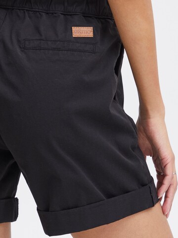 Oxmo Loosefit Chino ' Chanel ' in Zwart