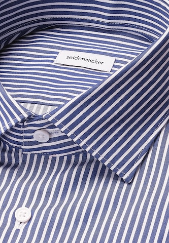 Coupe slim Chemise business 'Schwarze Rose' SEIDENSTICKER en bleu