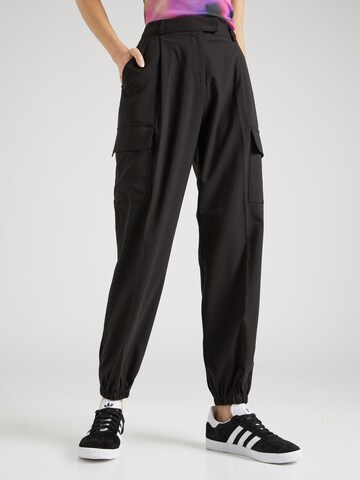 REPLAY Tapered Cargo Pants in Black: front