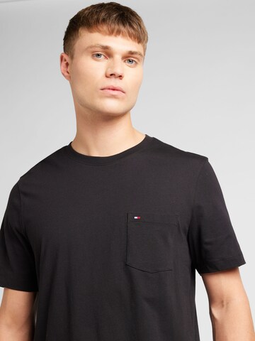 TOMMY HILFIGER T-Shirt in Schwarz