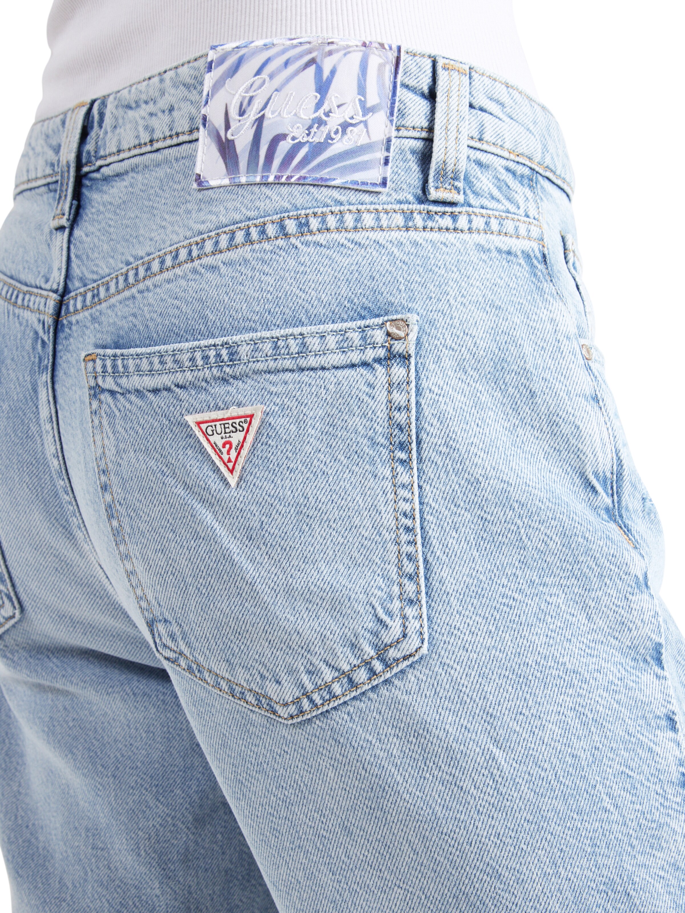 GUESS Loosefit Jeans 'CELIA' in Blauw