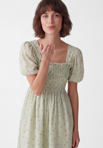 Usha - Vestido em verde