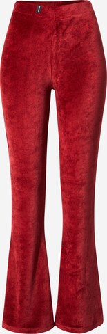 VIERVIER Flared Broek 'Luna' in Rood: voorkant