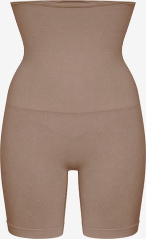 Pantalon modelant 'High Waisted Shaping Shorts' cfab (formerly creamy fabrics) en marron : devant