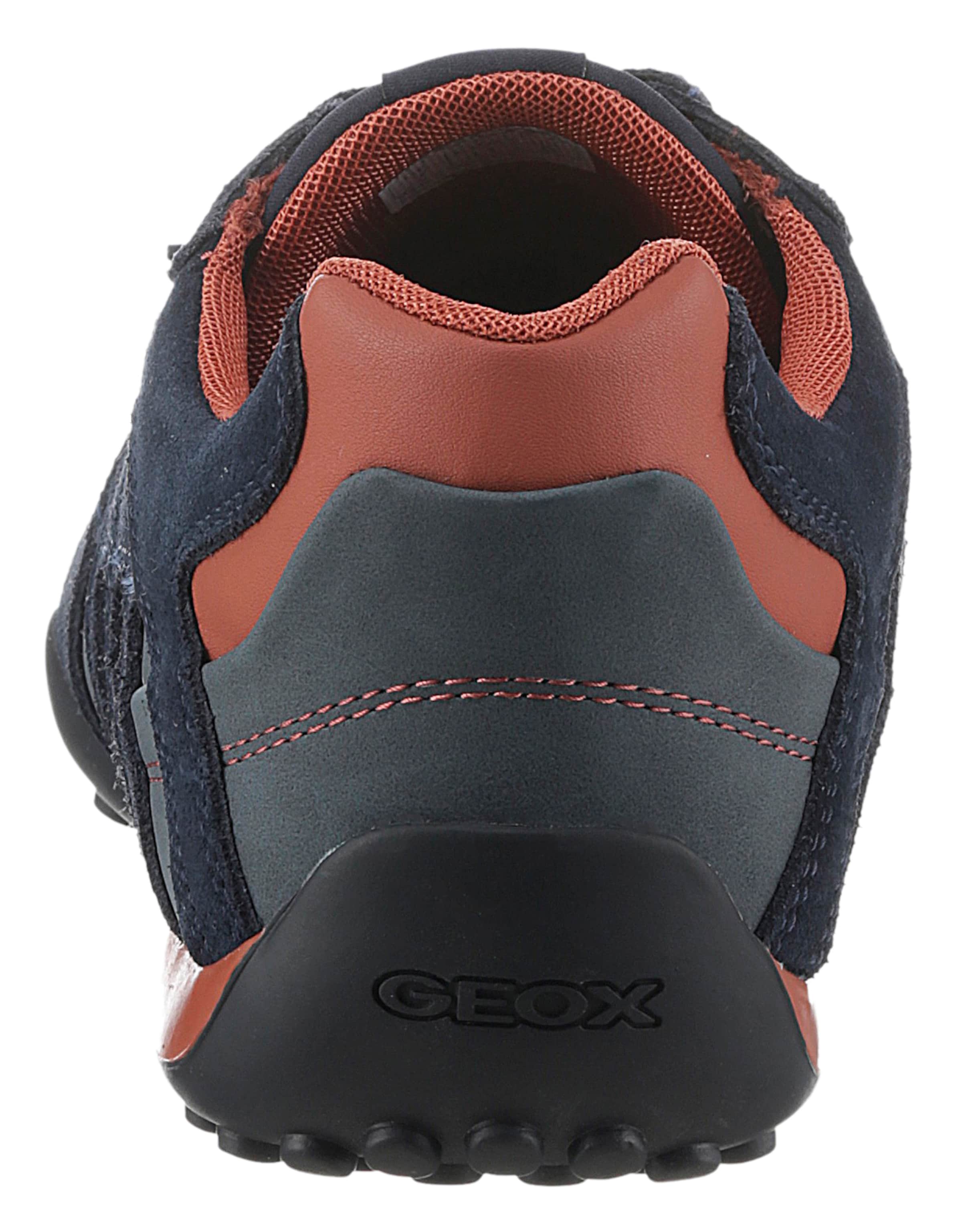 Sneaker bassa di GEOX in nero
