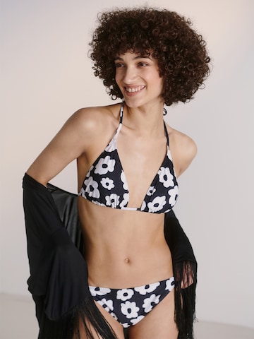Guido Maria Kretschmer Women Bikinihousut 'Roberta' värissä musta