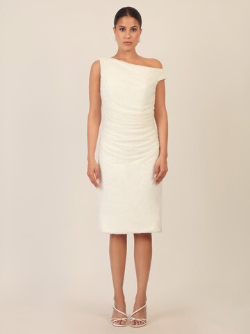 APART Cocktail Dress in White: front