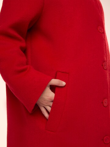 Cappotto di mezza stagione 'Drama' di Daahls by Emma Roberts exclusively for ABOUT YOU in rosso