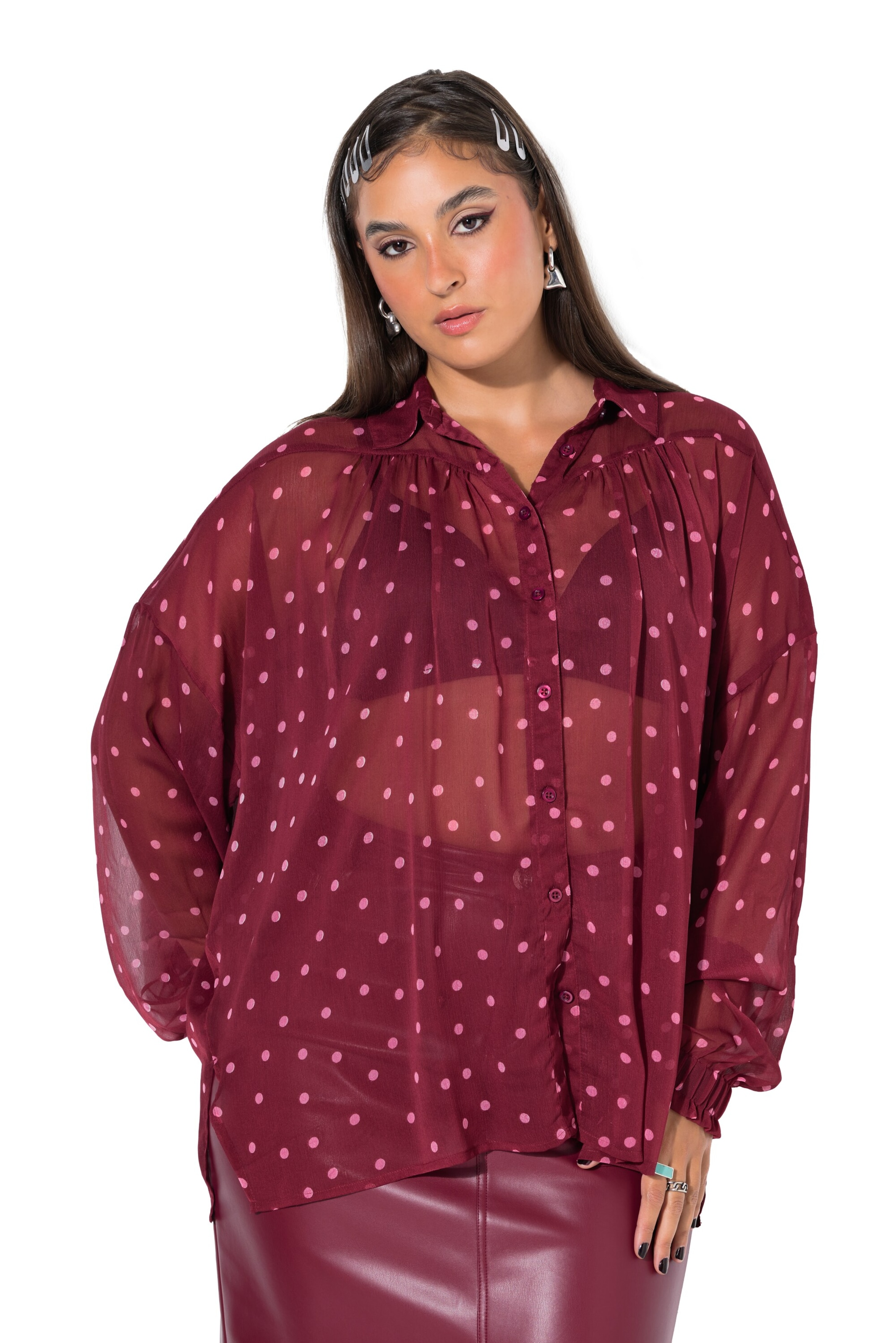 Studio Untold Blouse in Red: front