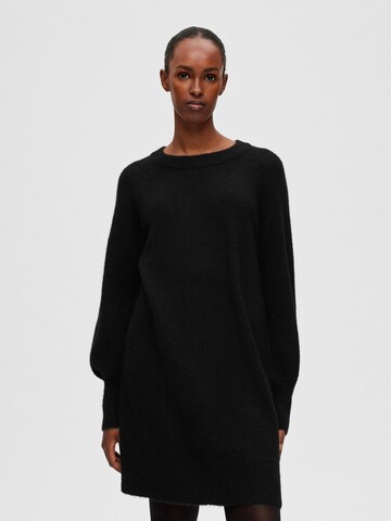 Selected Femme Petite Gebreide jurk 'Lulu' in Zwart: voorkant