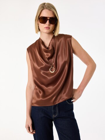 Koton Top in Bruin: voorkant