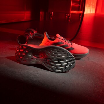 ADIDAS PERFORMANCE - Zapatillas de running 'Ultraboost 5 Audi F1 Team' en rojo