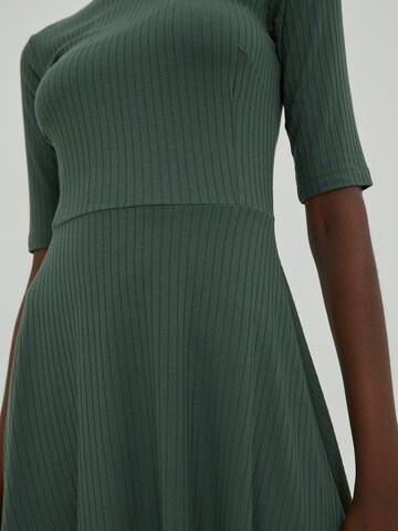 EDITED - Vestido 'Eileen' en verde