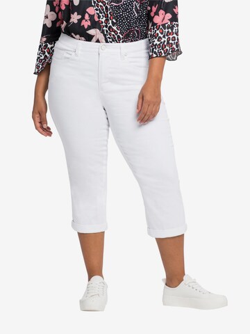 sheego by Joe Browns Slim fit Pants in White: front