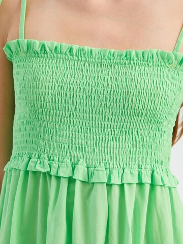 Hiccup Dress in Green