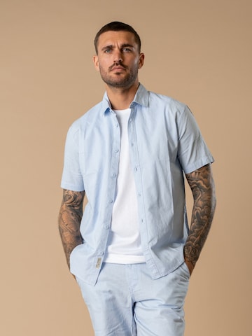 Petrol Industries Средняя посадка Рубашка в Синий: спереди