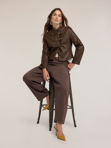 MOTIVI - Chaqueta de entretiempo en marrón