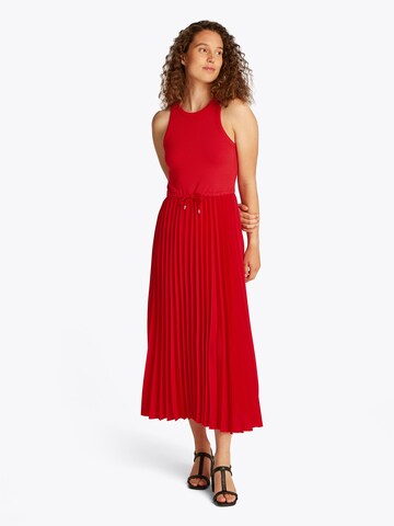 Robe TOMMY HILFIGER en rouge : devant