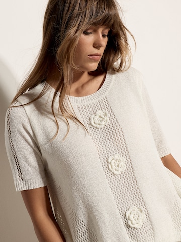Apricot Top ' ' in Wit