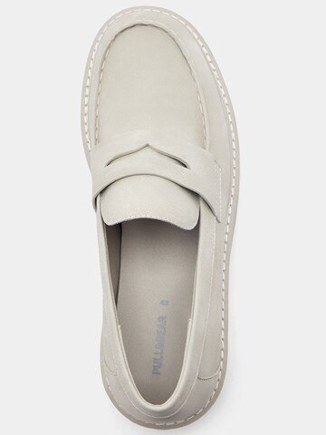 Pull&Bear Slip-ons in Beige