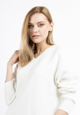 DreiMaster Klassik Sweater 'Zitha' in White