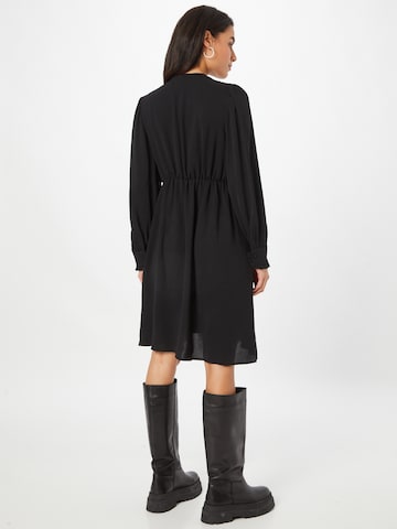 Robe 'Wina' SELECTED FEMME en noir