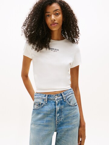 Tommy Jeans Shirt 'ESSENTIAL' in Weiß: Vorderseite