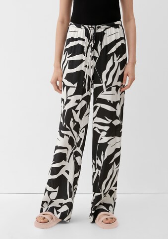 s.Oliver Wide leg Trousers in Black: front