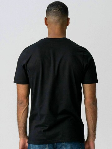 TEESHOPPEN - Regular Fit Camisa ' Basic T ' em preto
