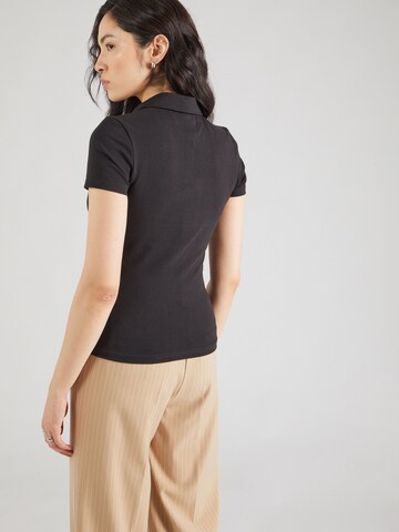 Tommy Jeans Shirt 'ESSENTIAL' in Zwart