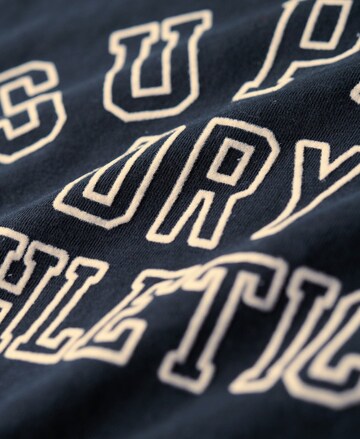 T-shirt 'Athletic Essentials' Superdry en bleu