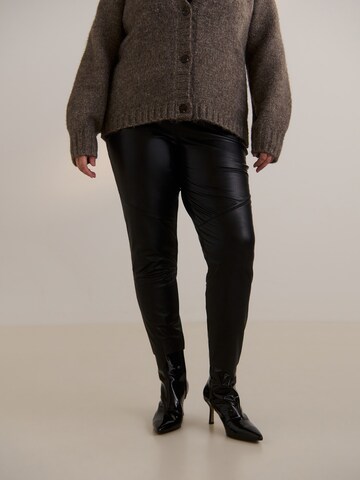 Skinny Leggings 'Betsy' Guido Maria Kretschmer Curvy en noir : devant