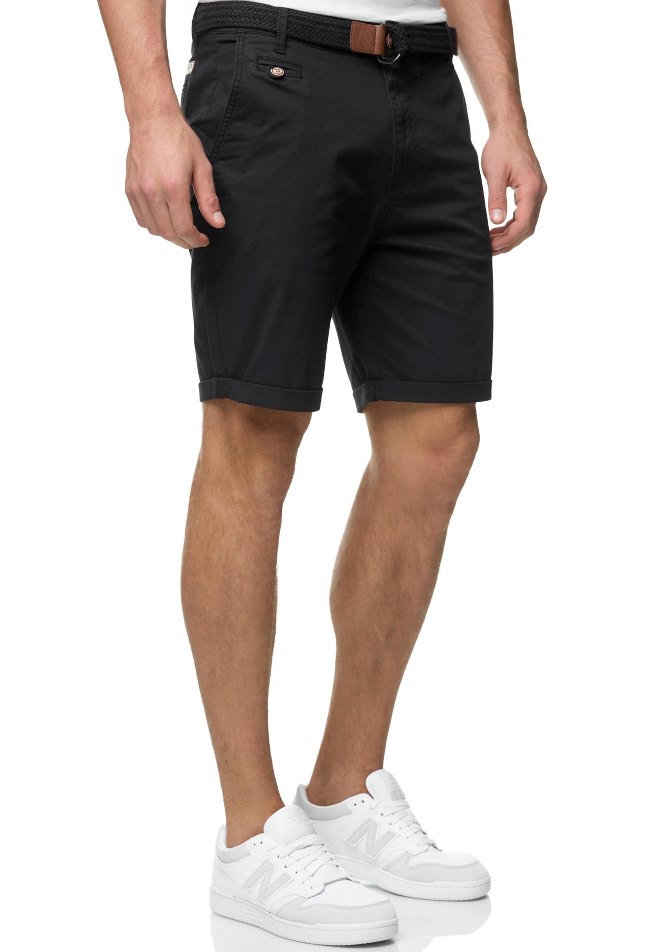 INDICODE JEANS Regular Chino Pants in Black: front