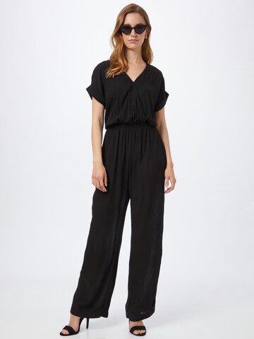 Tuta jumpsuit di ICHI in nero