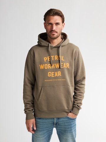 Sweat-shirt Petrol Industries en vert : devant