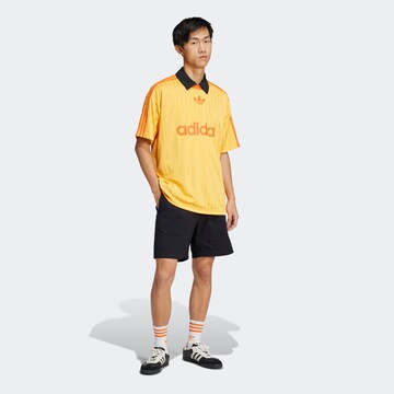 ADIDAS ORIGINALS Shirt 'ADICOLOR POLY T' in Geel